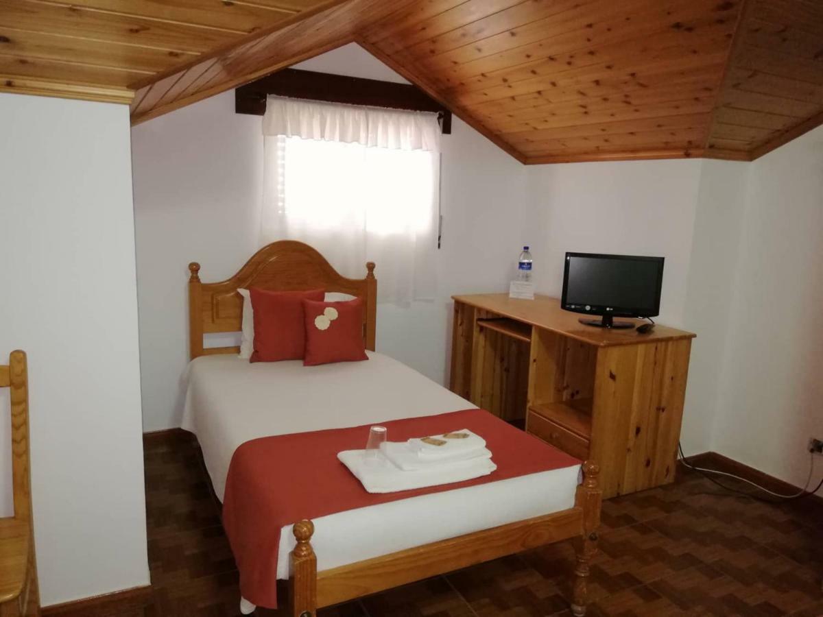 Hotel Residencia Livramento Velas Esterno foto