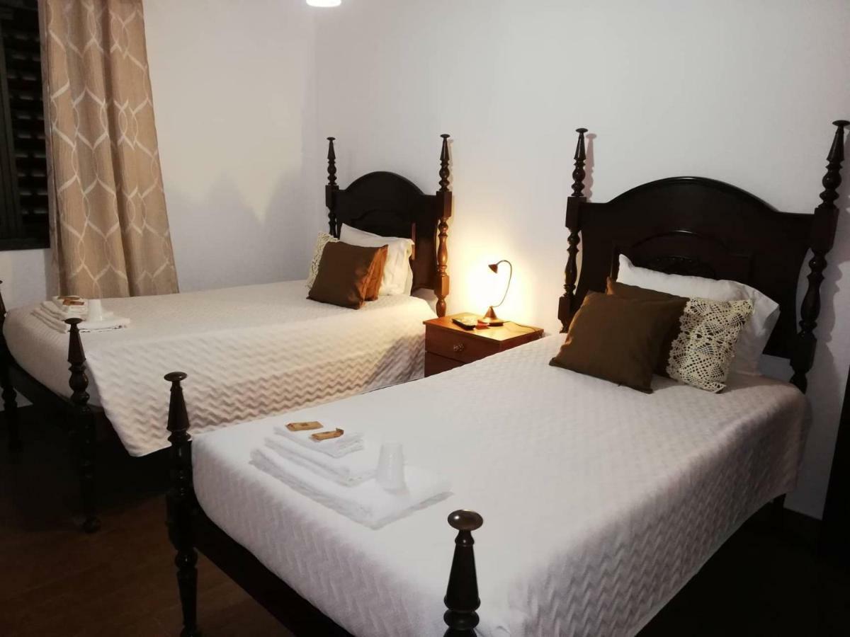 Hotel Residencia Livramento Velas Esterno foto